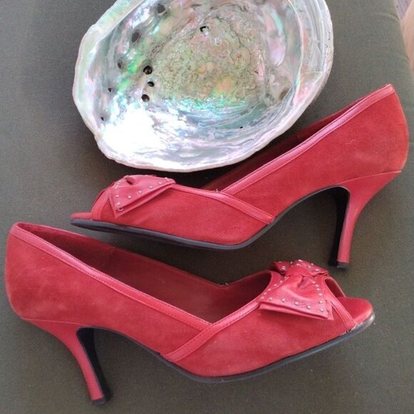 What's What by Aerosoles Red Heels - Picture 5 of 13